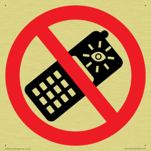 P910 Prohibition: No camera phones